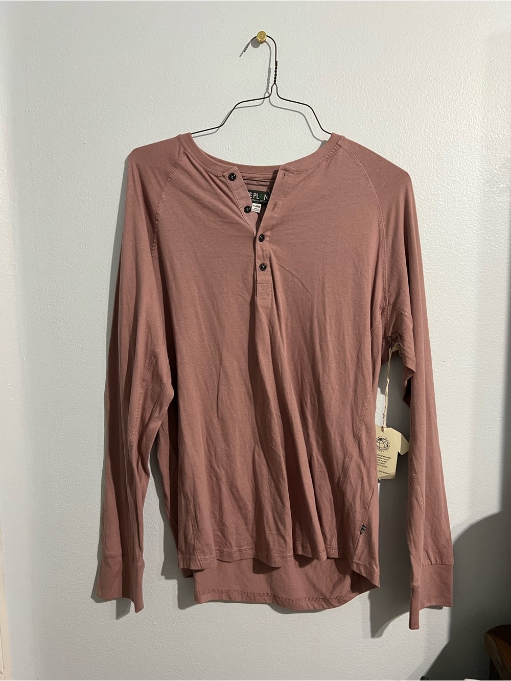 Men's Free Planet Long-Sleeve Henley Shirt - Mauve Pink